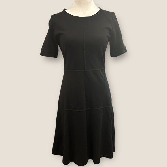 Athleta Black Fit & Flare Dress XS Short Sleeve Stretchy Everyday Classic - Picture 3 of 8
